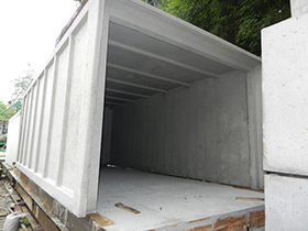 Prefabrikované betonové garáže